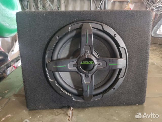 Активный сабвуфер