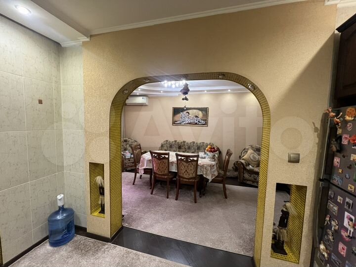 3-к. квартира, 67 м², 3/9 эт.