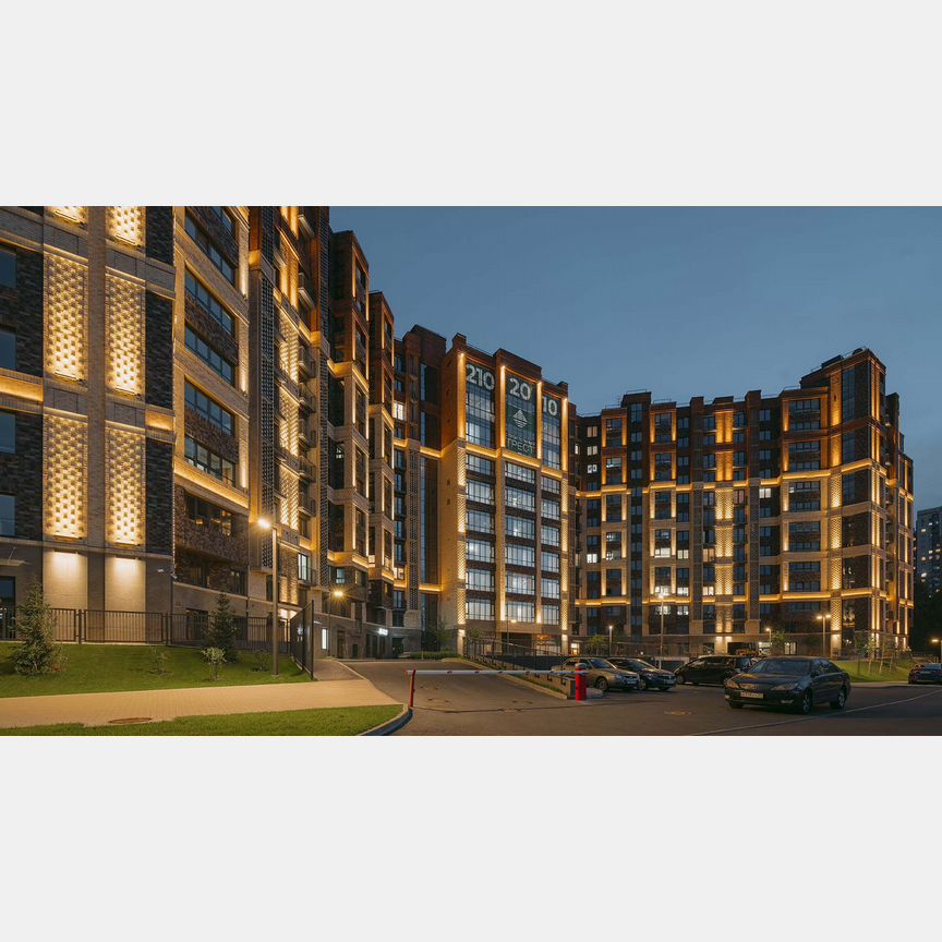 3-к. квартира, 92,7 м², 2/13 эт.