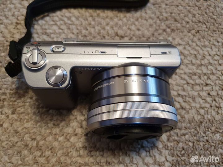 Sony Alpha NEX-5D +штатив+допы