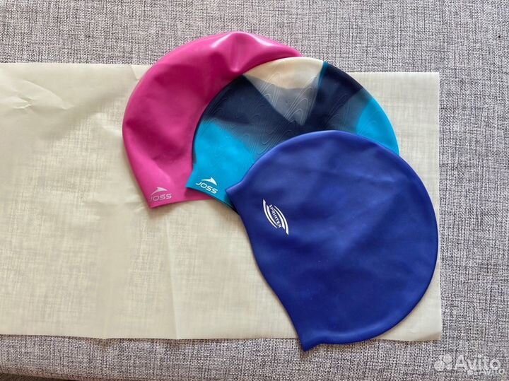 Шапочка и очки для плавания
