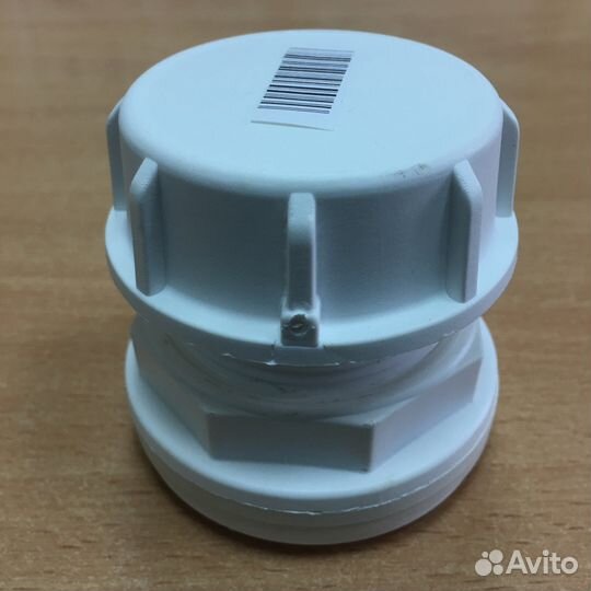 Отвод из бака всборе на 1 1/2’’ (40мм)