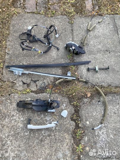 Дверь задняя правая Nissan Not 2016 г