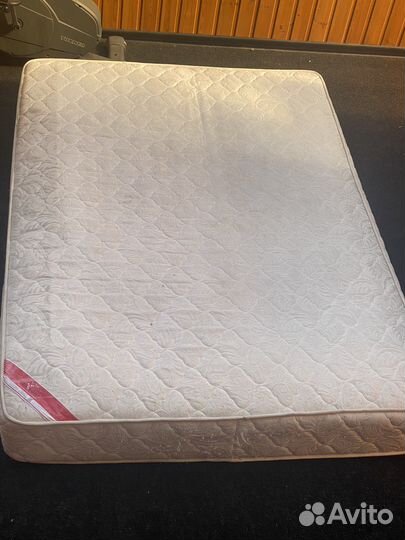 Матрас 140 200 б/у