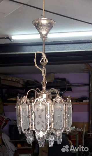 Люстра потолочная