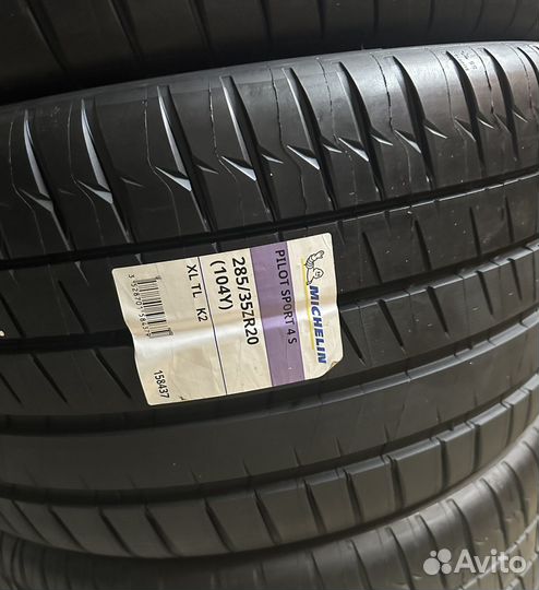 Michelin Pilot Sport 4 S 285/35 R20 и 275/35 R20