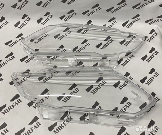 Правое стекло фары Nissan X-Trail III T32 2017-н.в