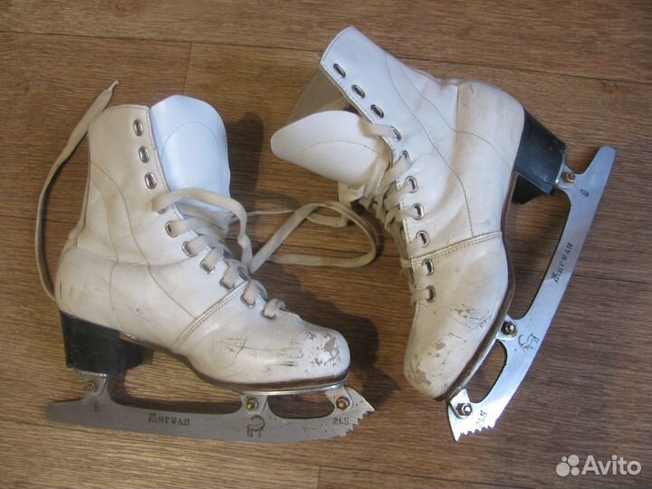 Коньки р.34,лезвия р.18-18,5 фигурные,СССР