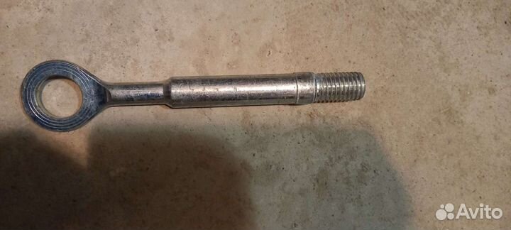 Буксировочный крюк mercedes-benz