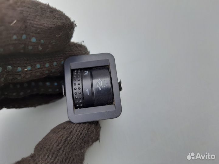 Кнопка корректора фар Skoda Octavia A4 Golf 4