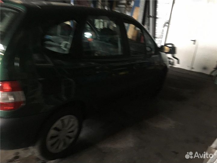 Разбор на запчасти Renault Scenic