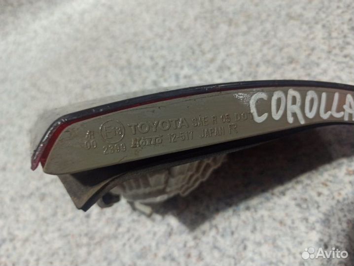 Фонарь внутренний Toyota Corolla E150