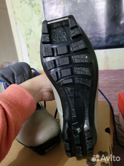 Лыжные ботинки