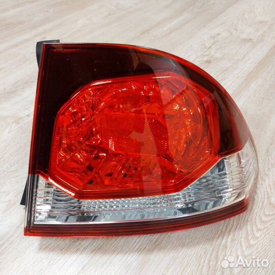 Фонарь задний правый Honda Civic 8 4D 2009-2011