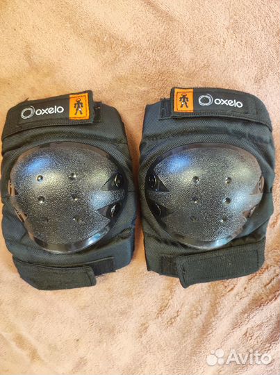 Шлем и набор защиты для катания на роликах Oxelo