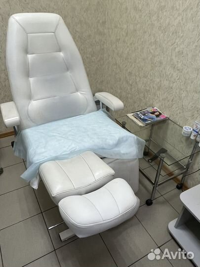 Педикюрное кресло с электроприводом