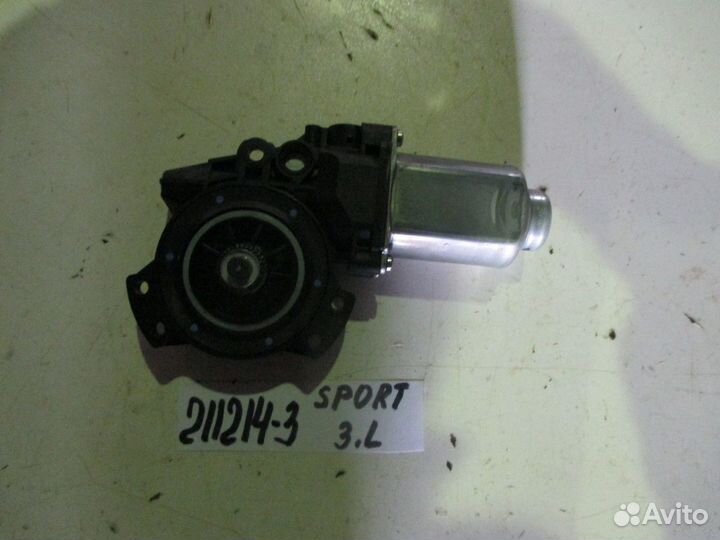 Моторчик стеклоподъемника задний левый