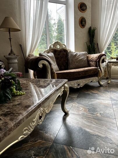 Стол Италия