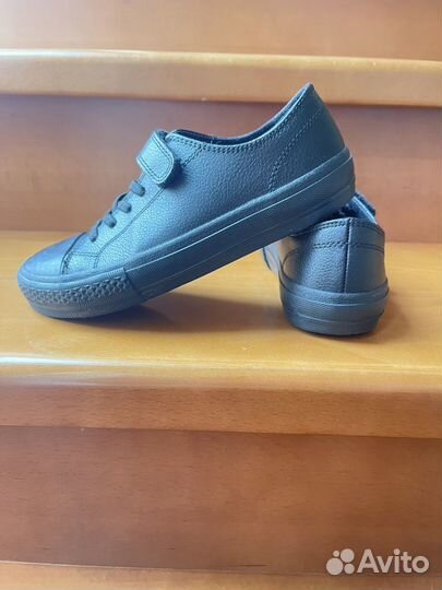Кроссовки на мальчика