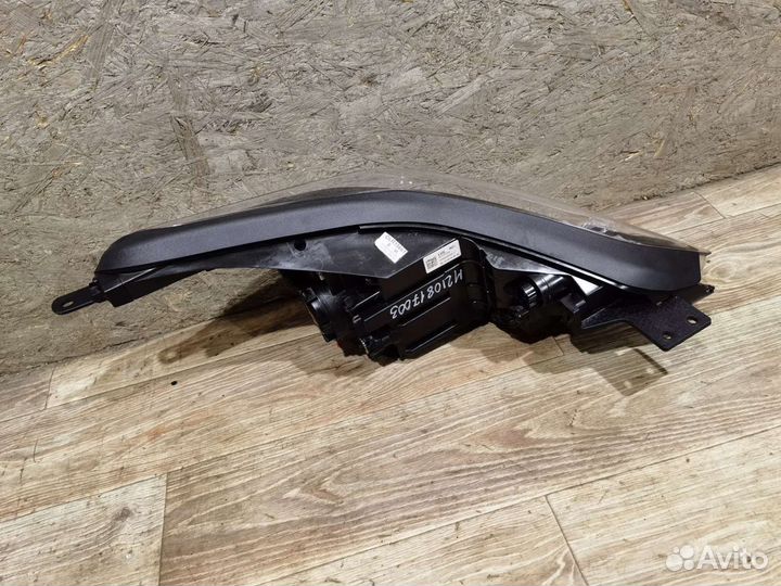 Фара левая Kia Sportage 4 LED