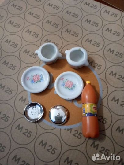 Посуда, сумки, аксессуары для кукол