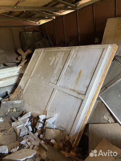 Дверь пластиковая