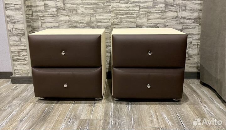 Тумба прикроватная