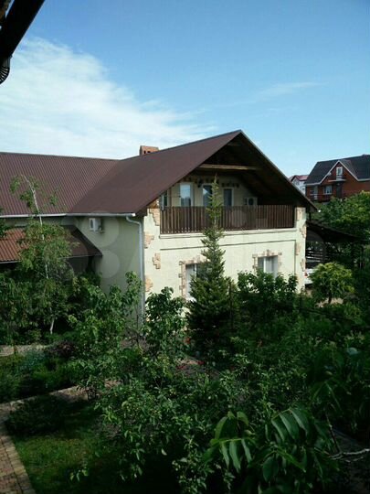 Дом 208 м² на участке 7 сот.