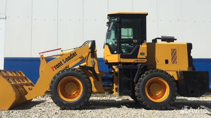 Фронтальный погрузчик BIZON 933, 2023