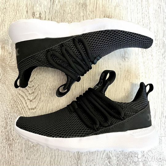 Adidas кроссовки 34;35 новые