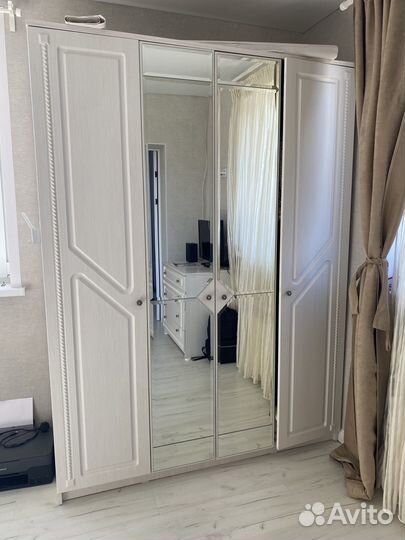 Спальный гарнитур