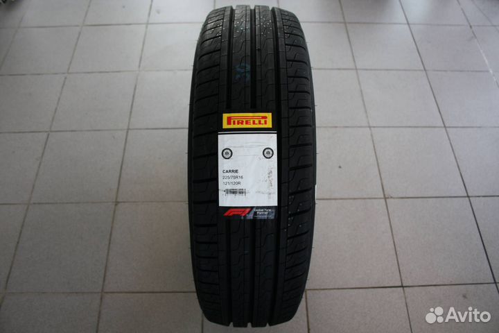 Pirelli Carrier 225/75 R16 121R