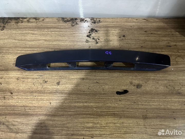 Накладка двери багажника mazda 6 gg