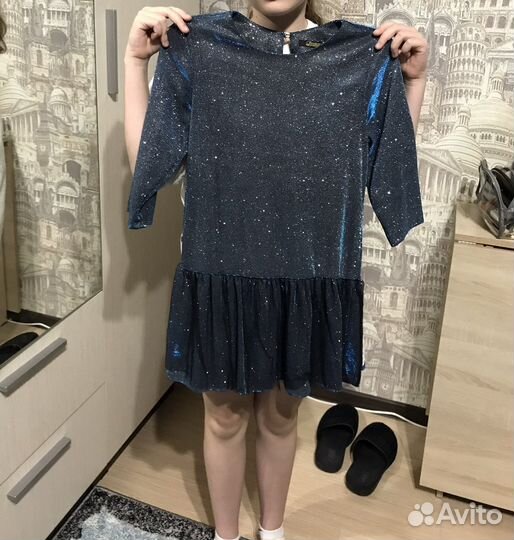 Платье блестящее 140