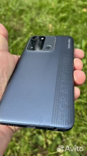TECNO Spark 8C, 4/64 ГБ