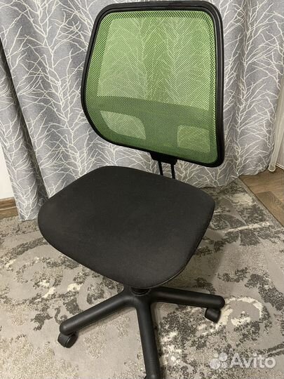 Компьютерное кресло ортопедическое