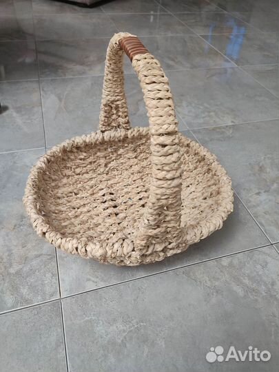 Корзинка плетенная