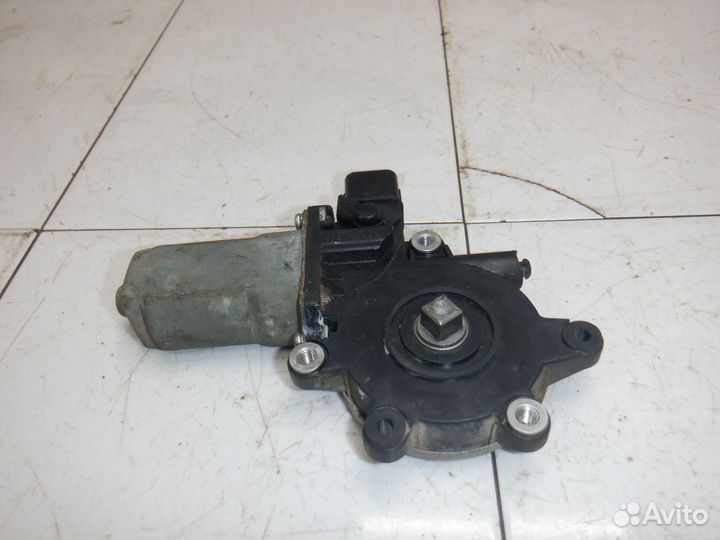 Моторчик стеклоподъемника Lancer 9