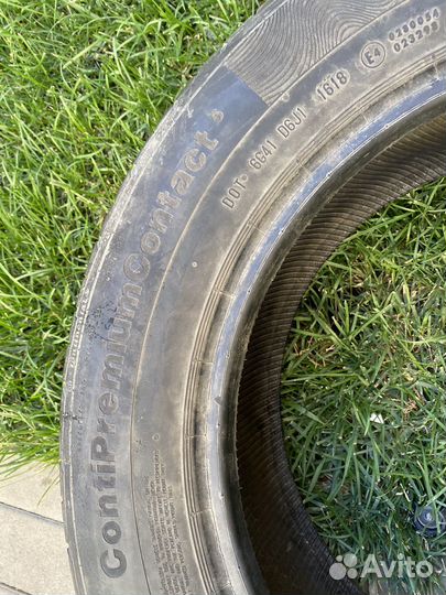 Continental ContiPremiumContact 5 215/60 R17