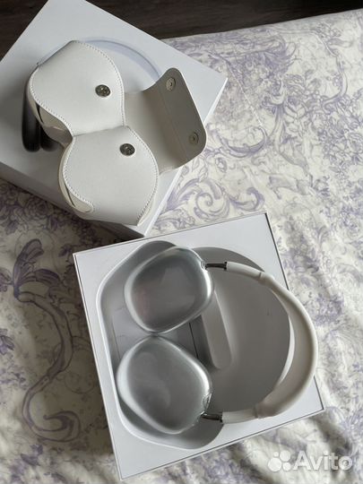 Airpods max silver