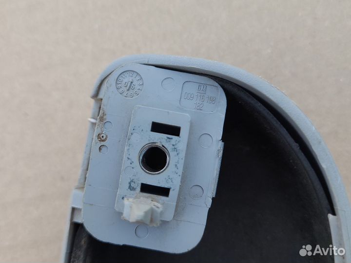 Очечник Opel Astra H 2004-2015