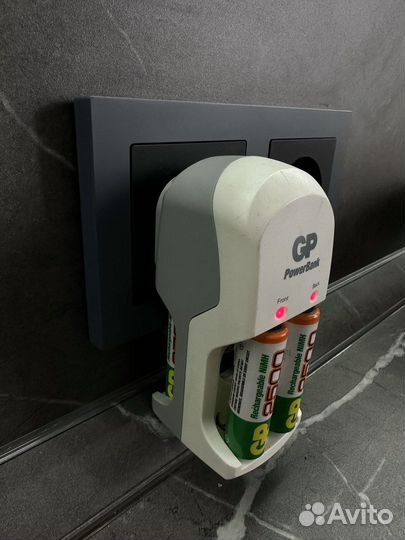 Зарядное устройство