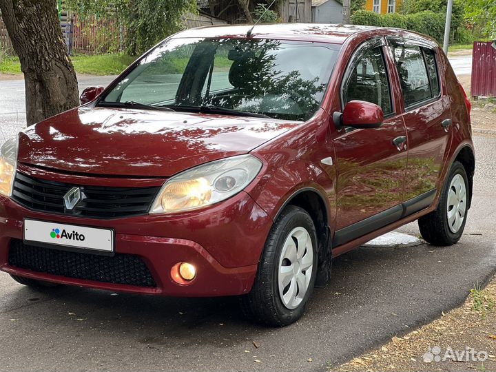 Renault Sandero, 2011