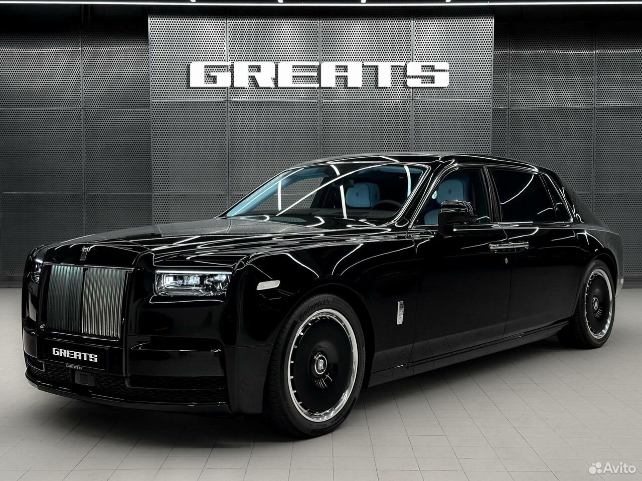 Rolls-Royce Phantom 6.8 AT, 2026