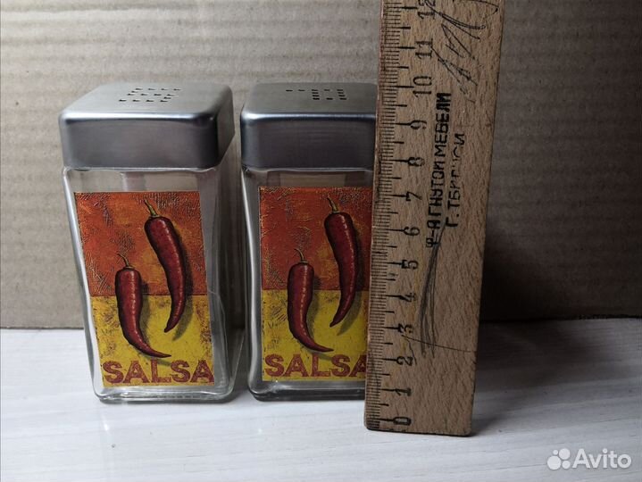 Солонка и перечница