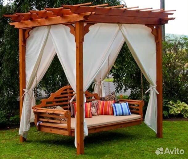 Деревянные качели для сада