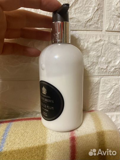 Лосьон для тела Molton Brown 270/300 мл