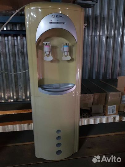 Кулер для воды бу