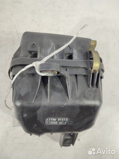 Корпус воздушного фильтра Daihatsu Terios Kid