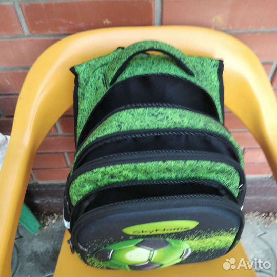 Школьный рюкзак